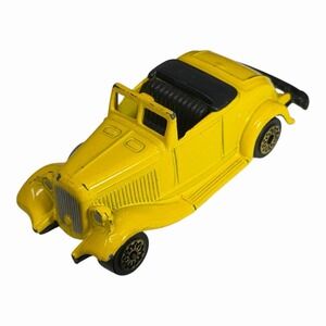 1934 Ford Coupe  Convertible  - 1:24 Motormax  Diecast Model #68017